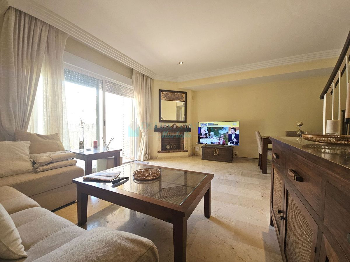 Town House for sale in El Rosario, Marbella East