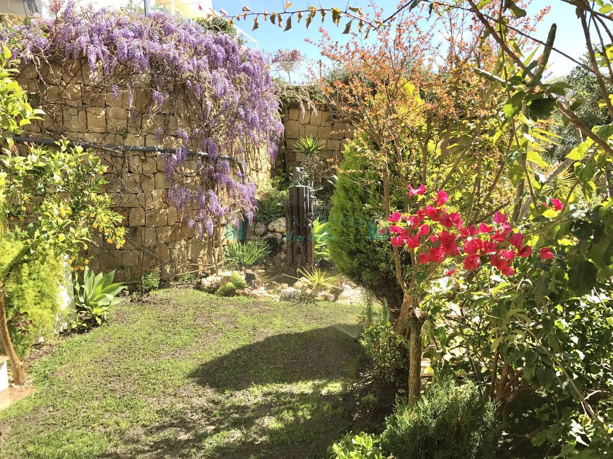 Ground Floor Apartment for sale in Los Altos de los Monteros, Marbella East