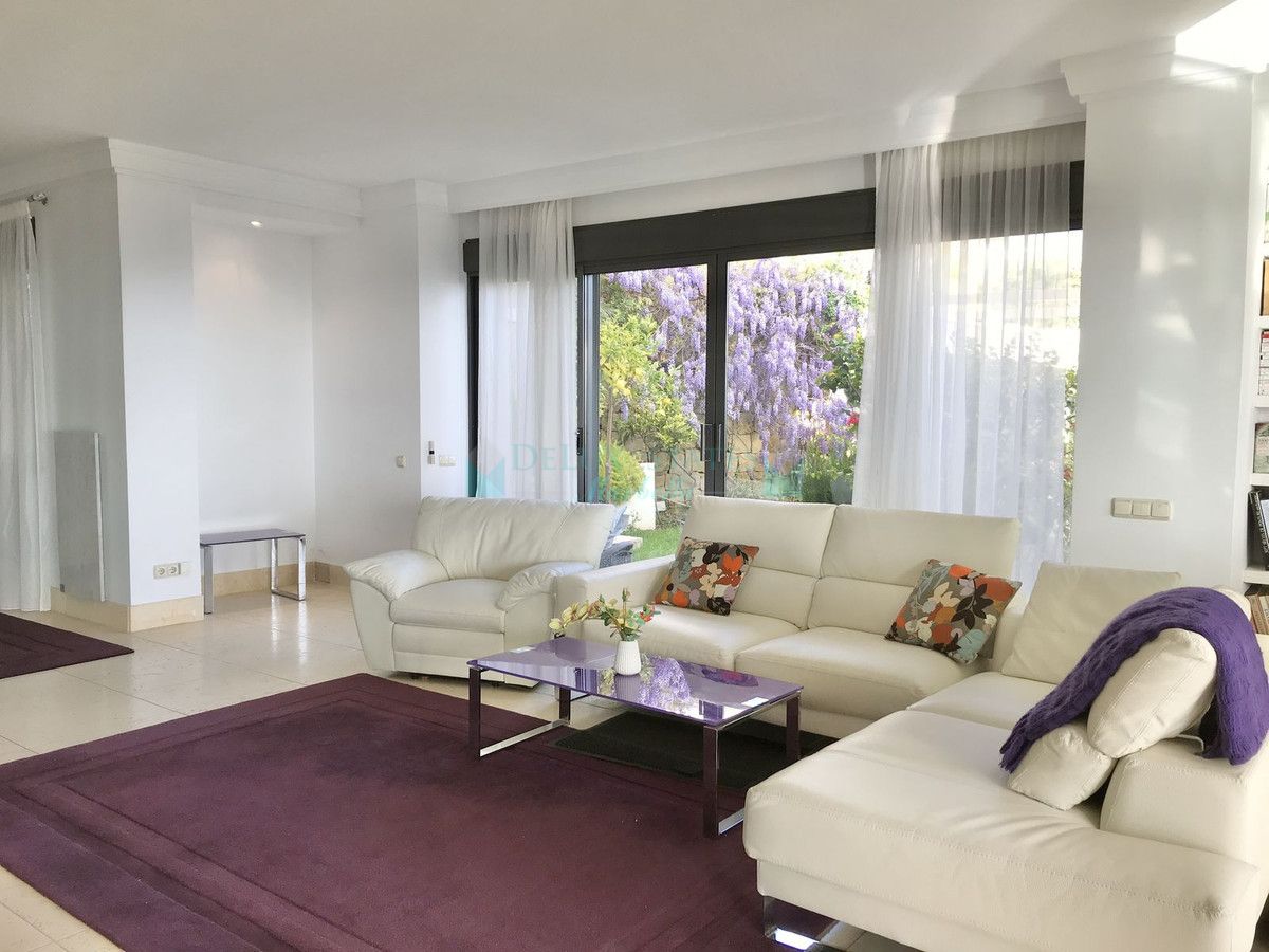 Ground Floor Apartment for sale in Los Altos de los Monteros, Marbella East