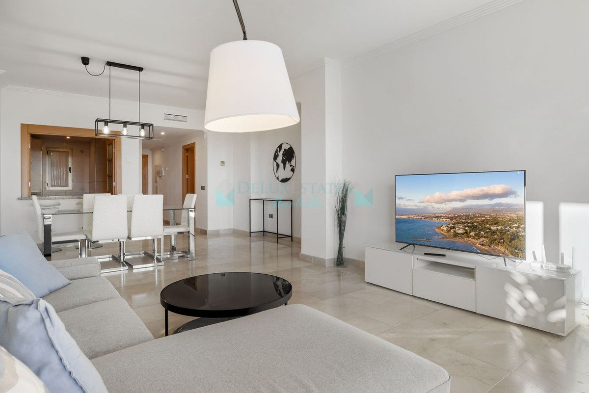 Ground Floor Apartment for sale in Benahavis