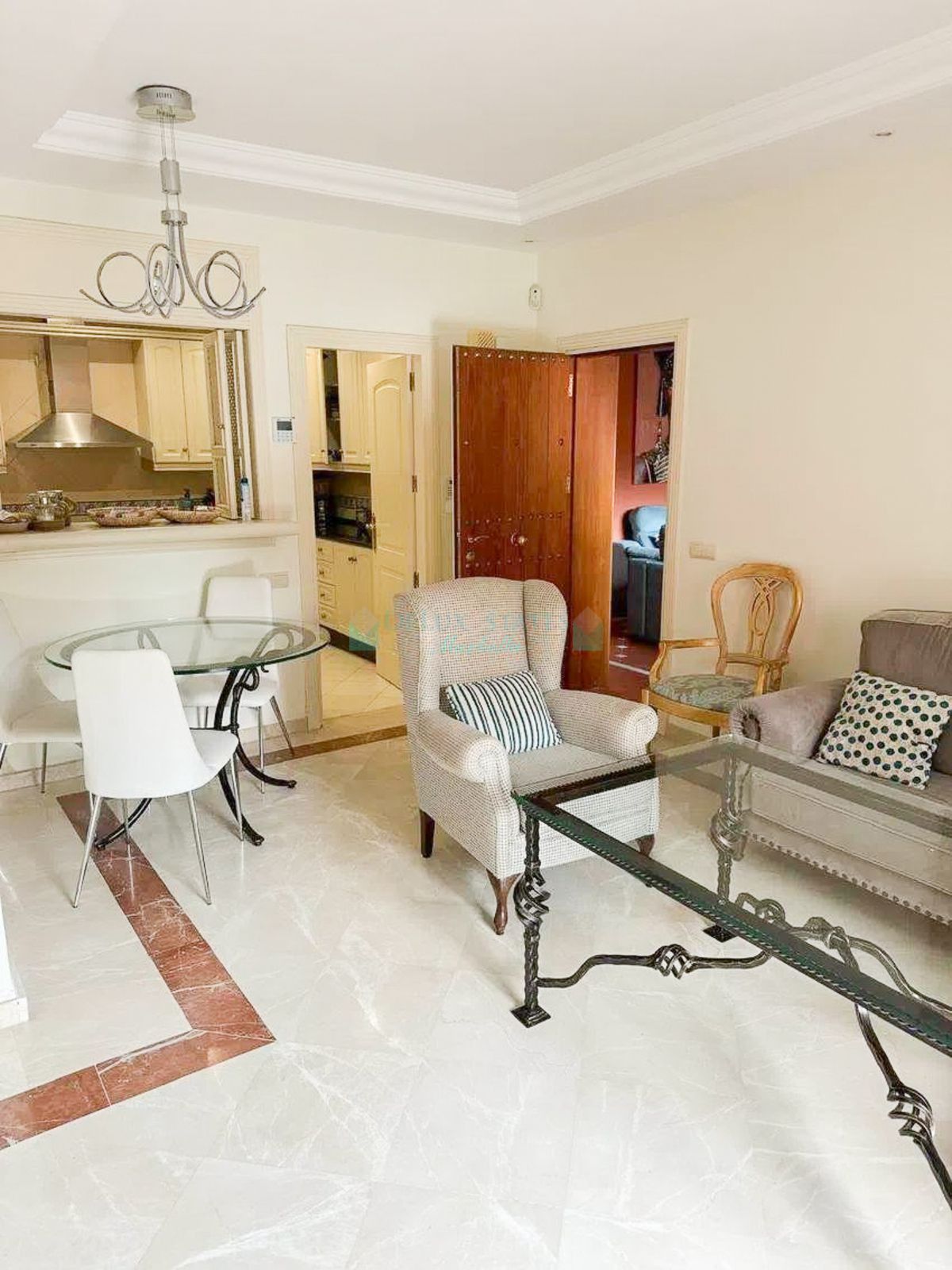 Apartment for sale in Elviria, Marbella East