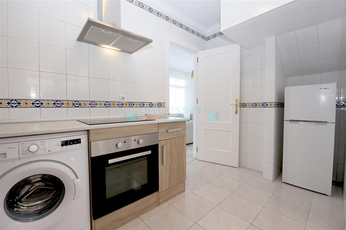Town House for rent in Estepona