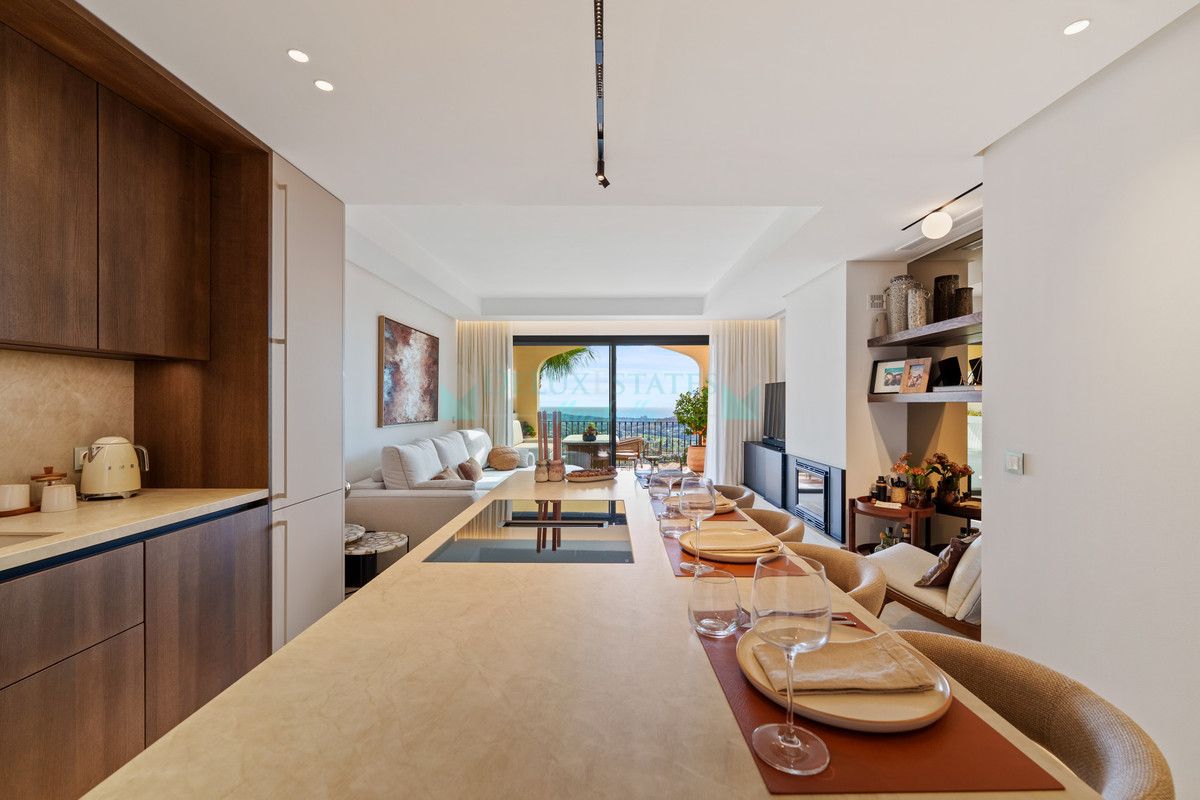 Penthouse for sale in Benahavis
