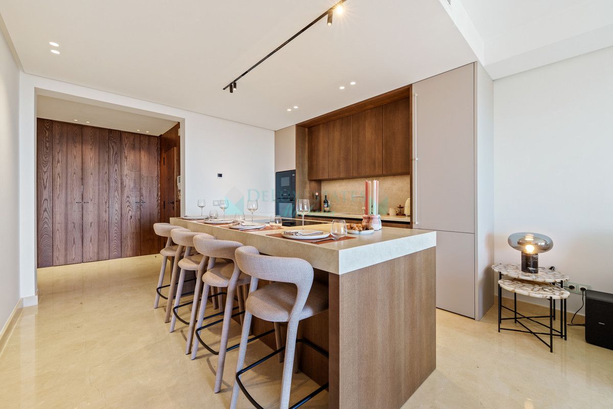 Penthouse for sale in Benahavis