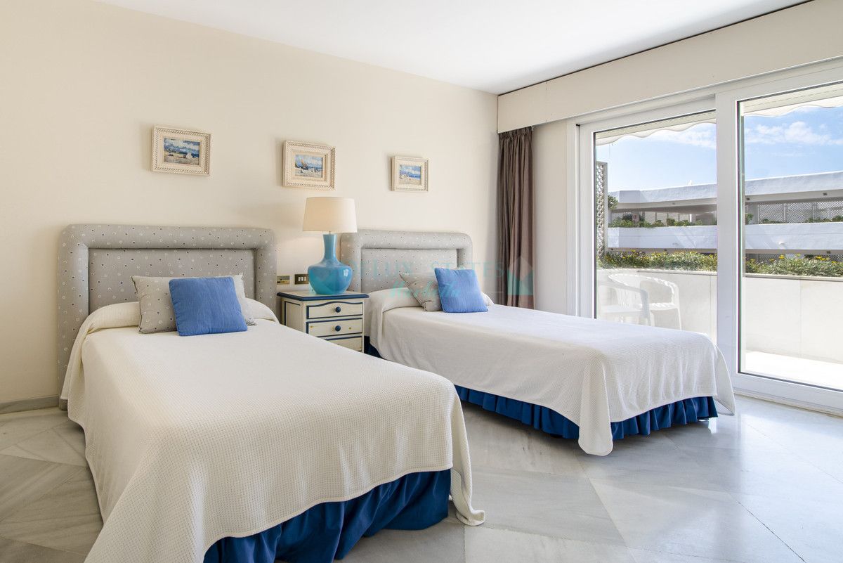 Penthouse for sale in Marbella - Puerto Banus