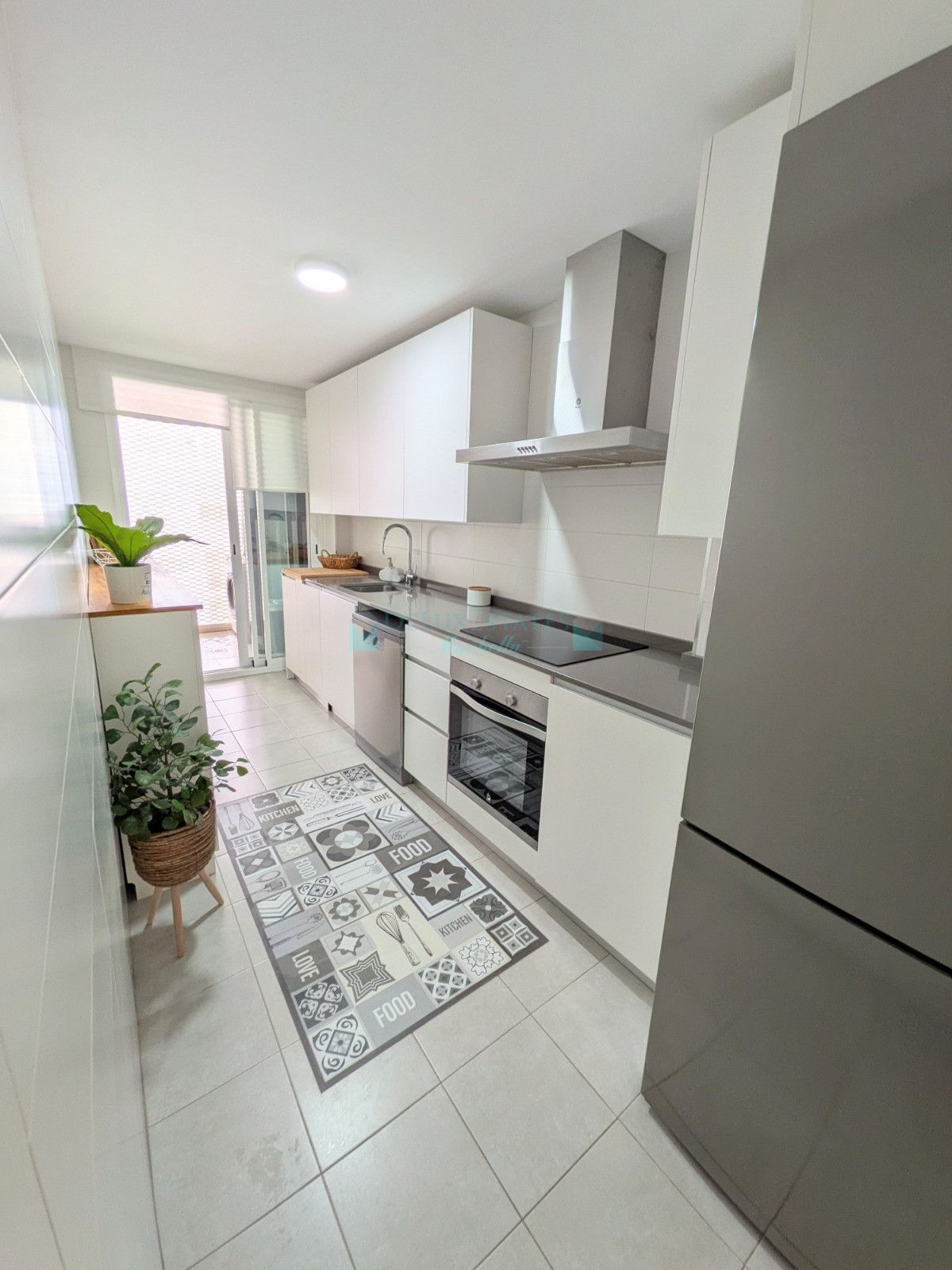 Penthouse for sale in Estepona