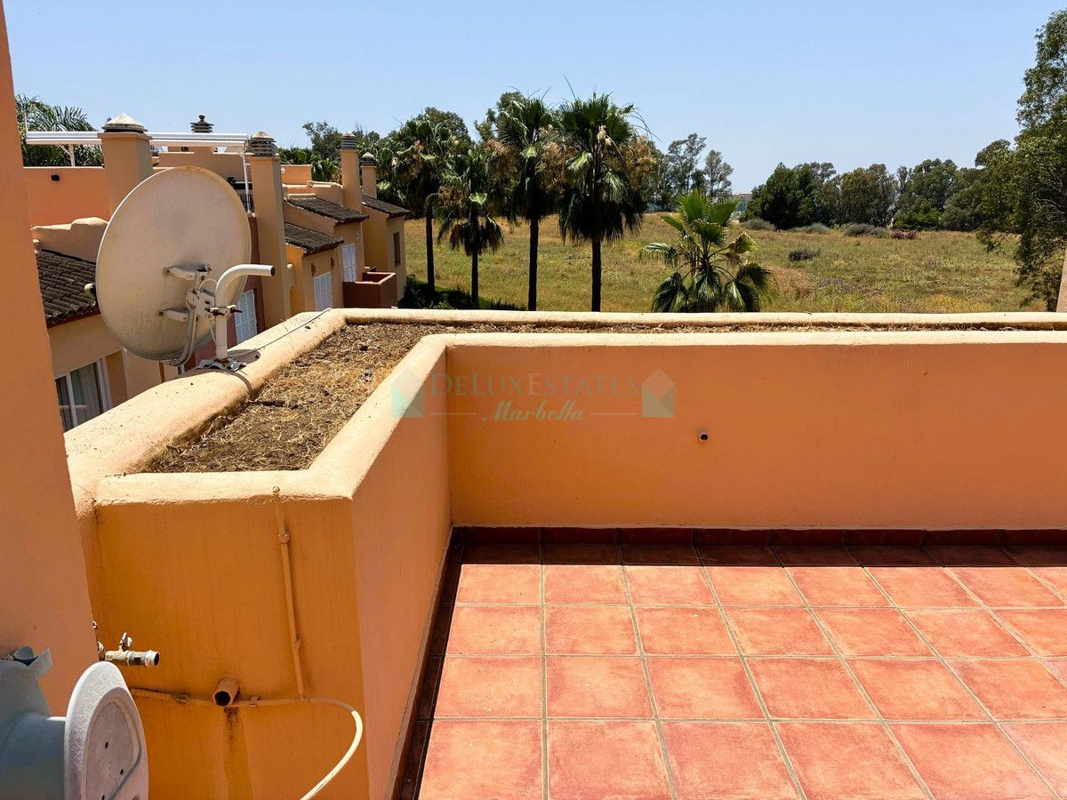 Villa for rent in Nueva Andalucia