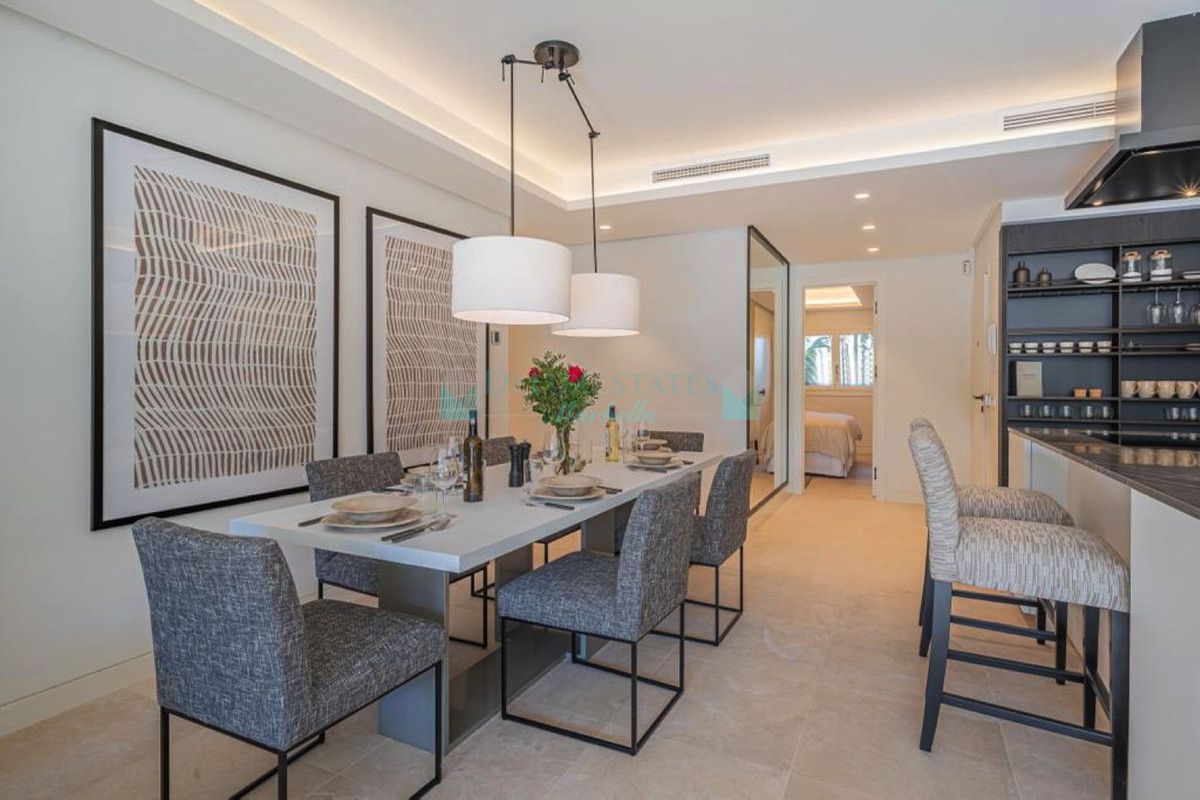 Ground Floor Apartment for sale in Marbella Golden Mile