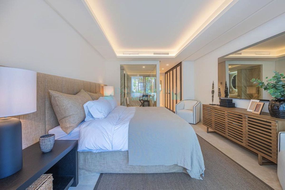 Ground Floor Apartment for sale in Marbella Golden Mile