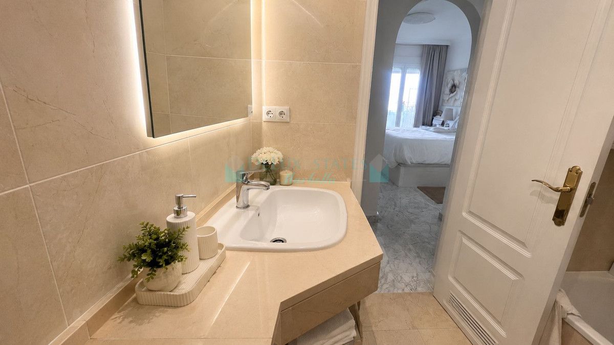 Ground Floor Apartment for sale in Marbella