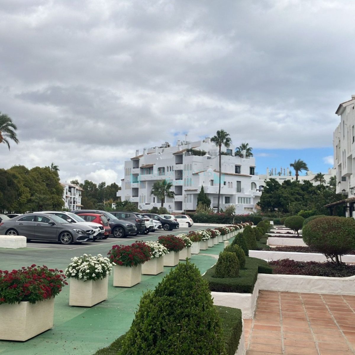 Ground Floor Apartment for sale in Marbella - Puerto Banus