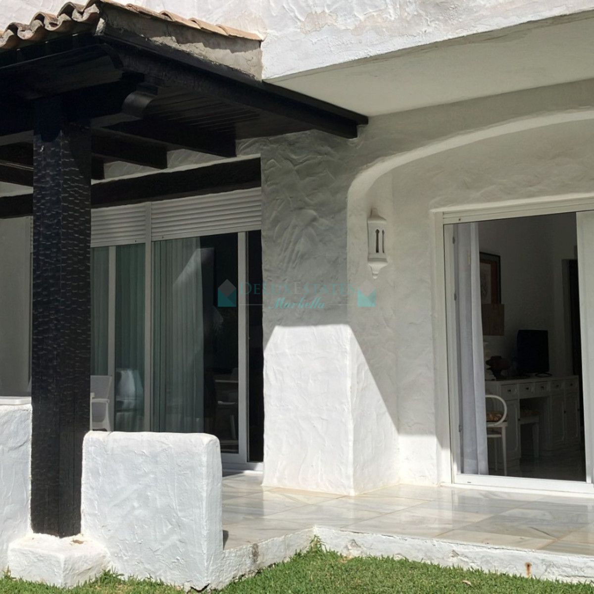 Ground Floor Apartment for sale in Marbella - Puerto Banus