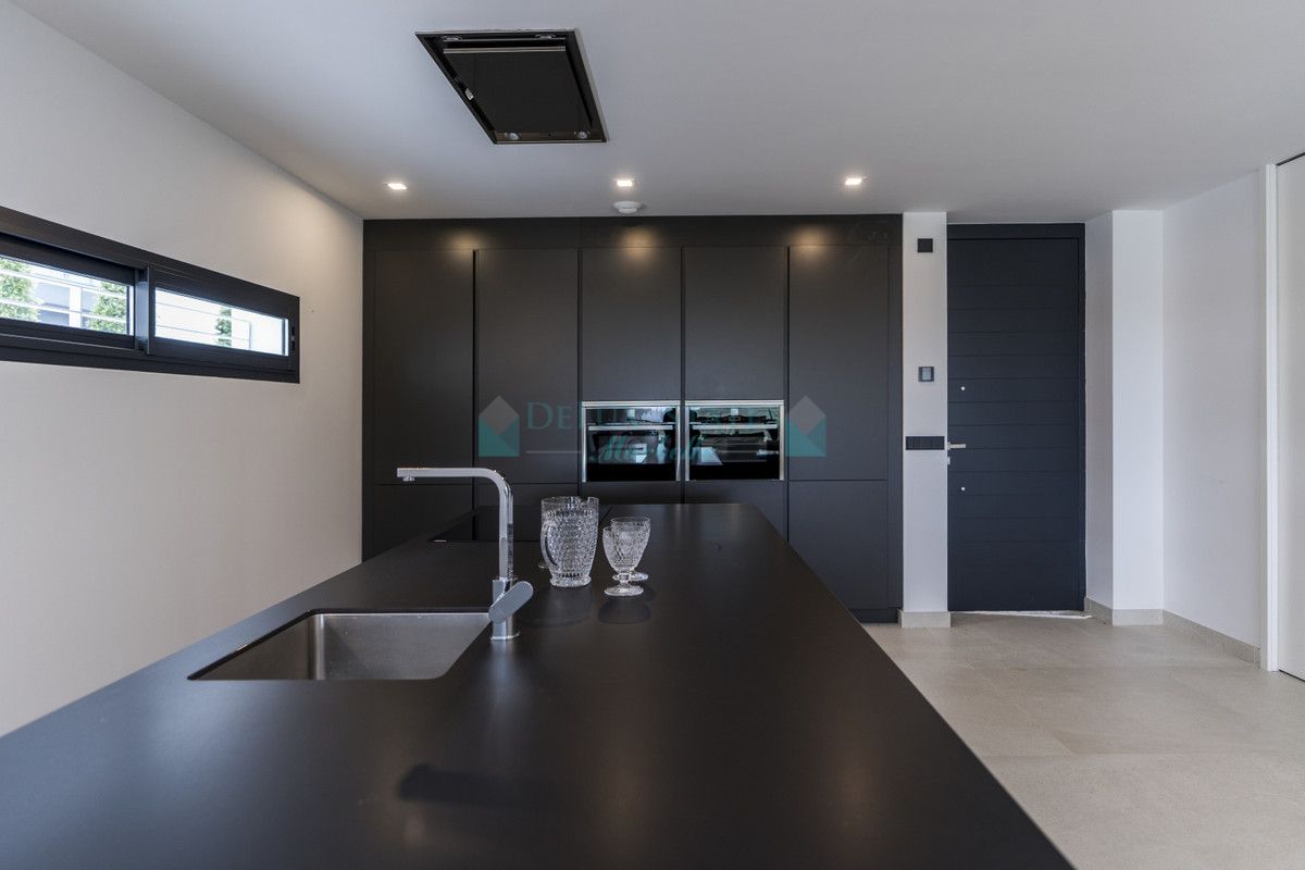 Semi Detached Villa for sale in Estepona