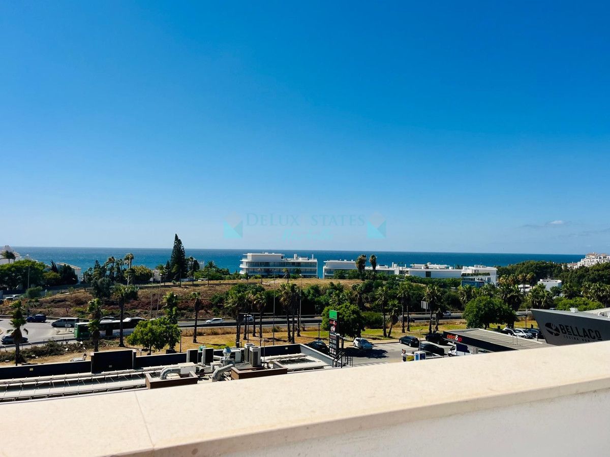 Penthouse for sale in Estepona