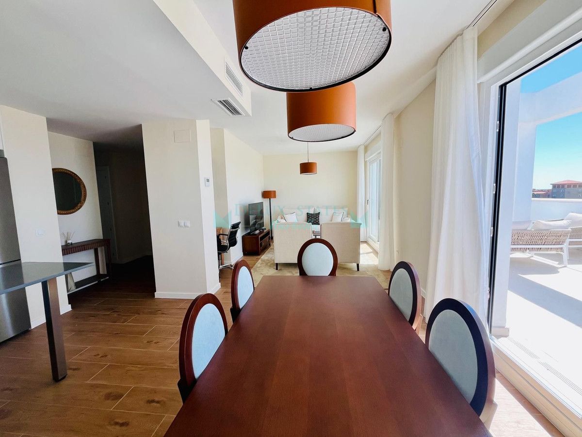 Penthouse for sale in Estepona