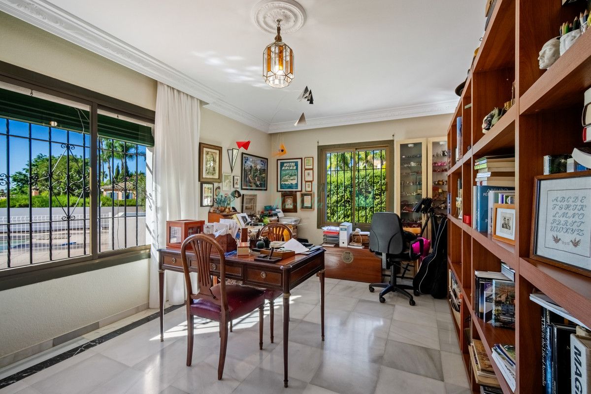 Villa for sale in Marbella