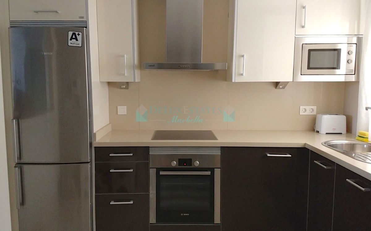 Apartamento en venta en Estepona
