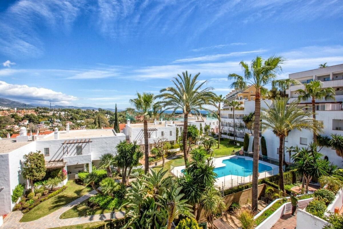 Apartment for sale in Nueva Andalucia