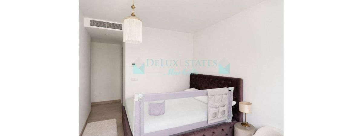 Apartamento Planta Baja en alquiler en Atalaya, Estepona