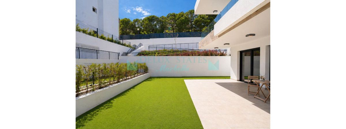 Apartamento Planta Baja en alquiler en Atalaya, Estepona