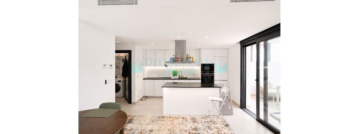 Apartamento Planta Baja en alquiler en Atalaya, Estepona