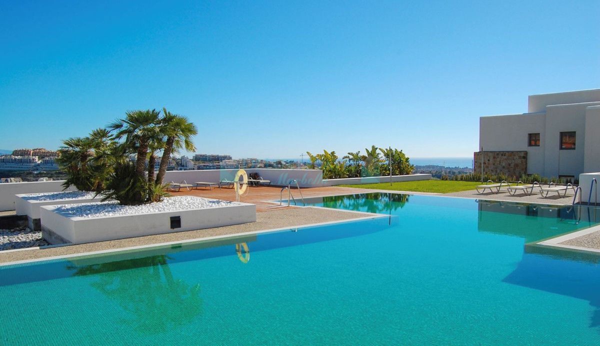 Ground Floor Apartment for sale in Los Flamingos, Benahavis