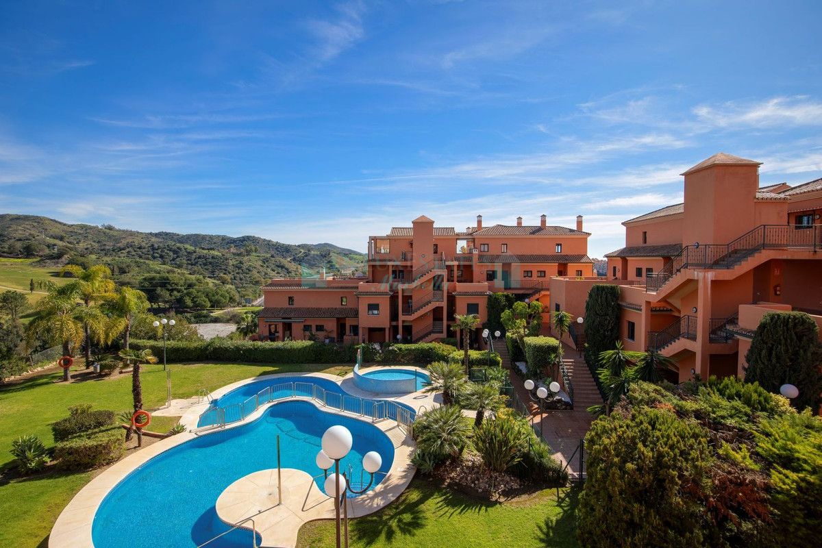 Apartment for sale in Elviria, Marbella East