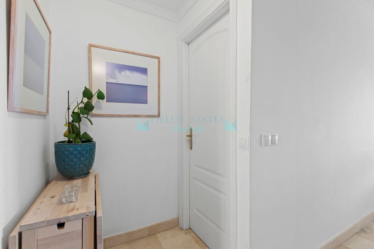 Apartment for sale in Elviria, Marbella East