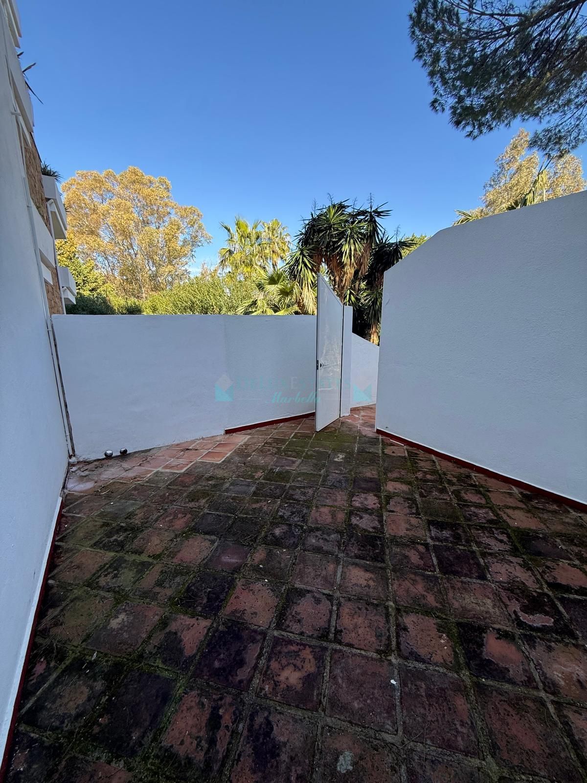 Apartamento Planta Baja en venta en Nueva Andalucia