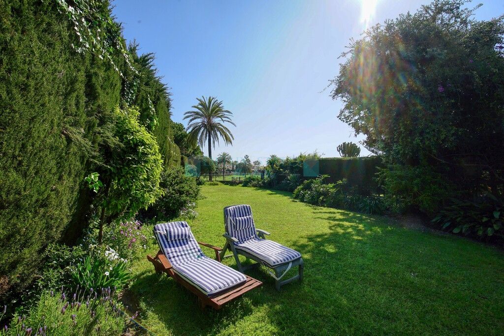 Villa for sale in Guadalmina Alta, San Pedro de Alcantara