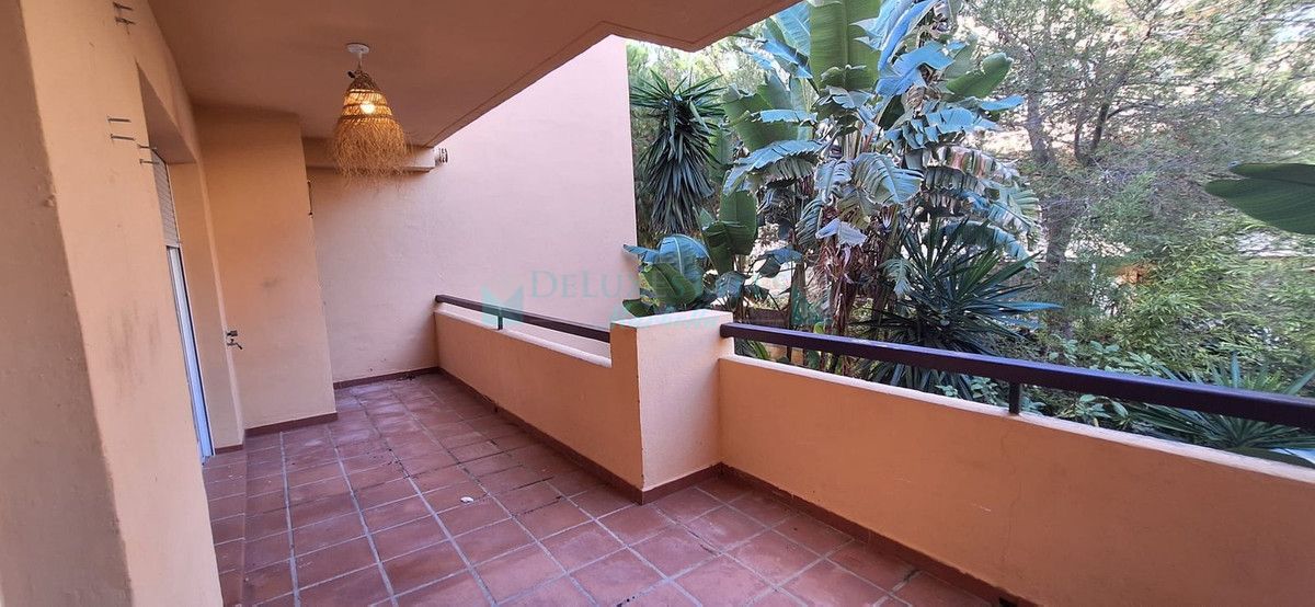 Apartment for sale in Elviria, Marbella East