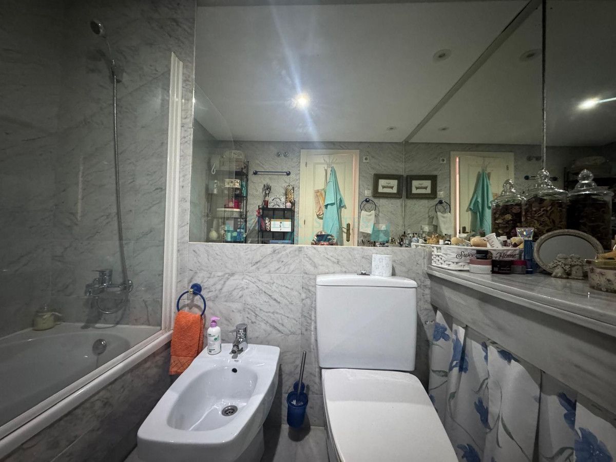Town House for sale in Atalaya, Estepona