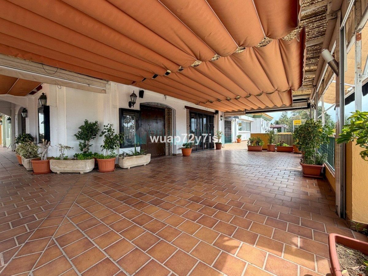 Restaurant for rent in Estepona