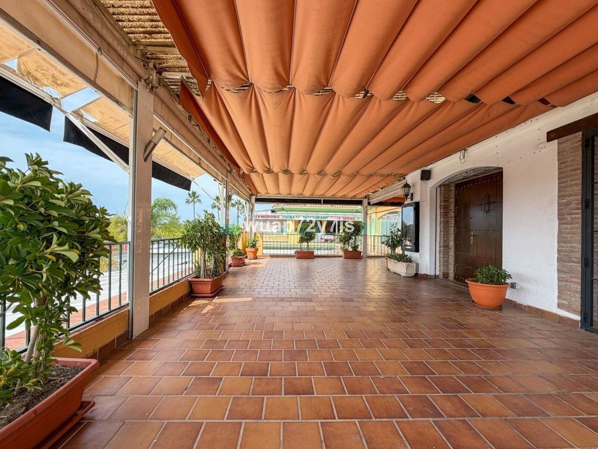 Restaurant for rent in Estepona