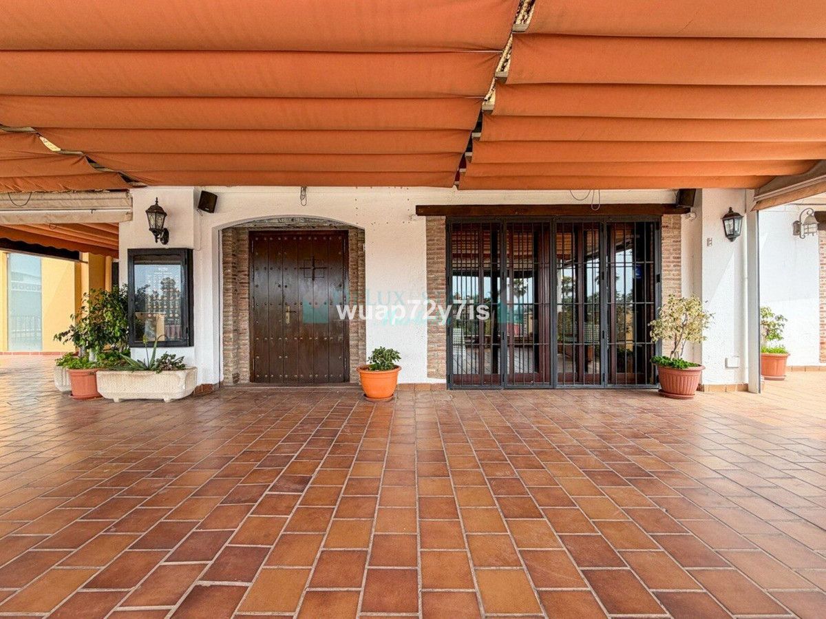 Restaurant for rent in Estepona
