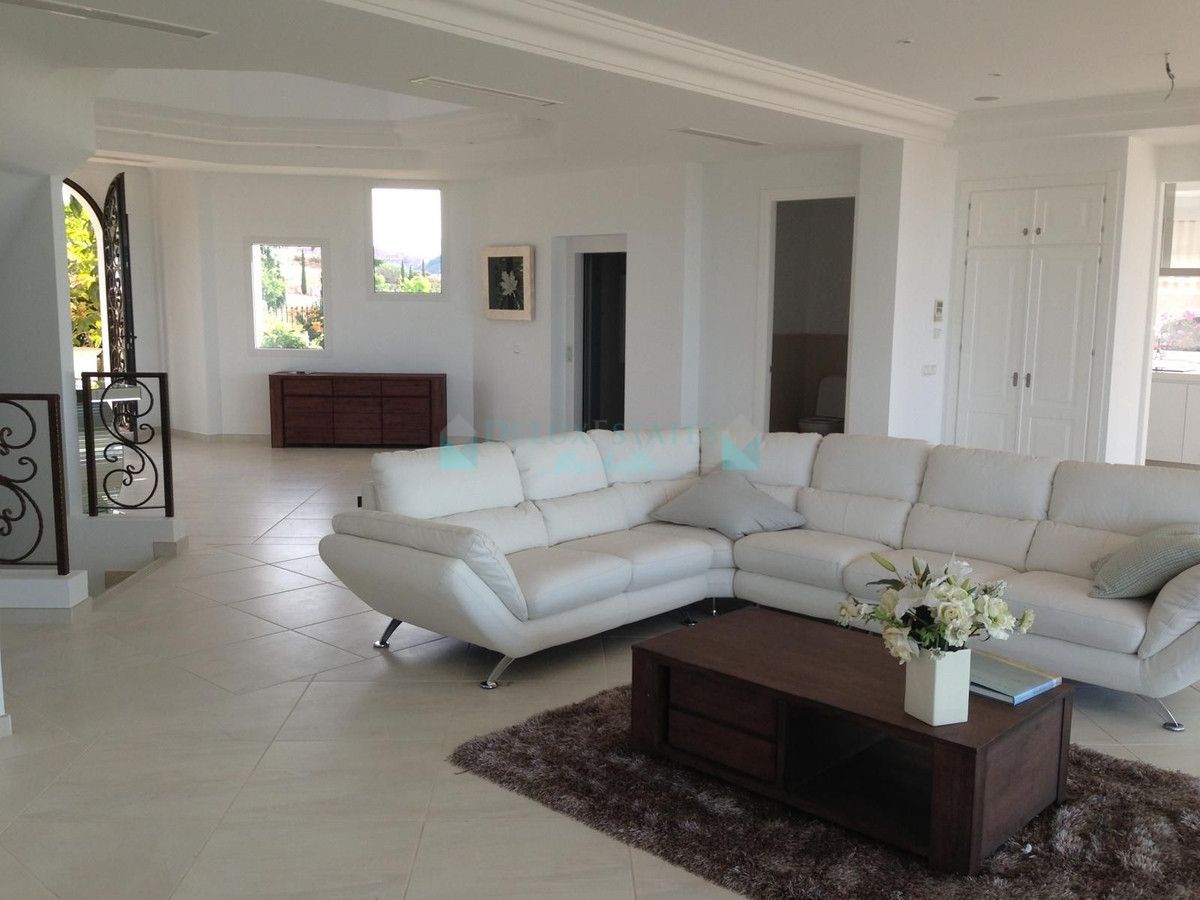 Villa en venta en Los Flamingos, Benahavis