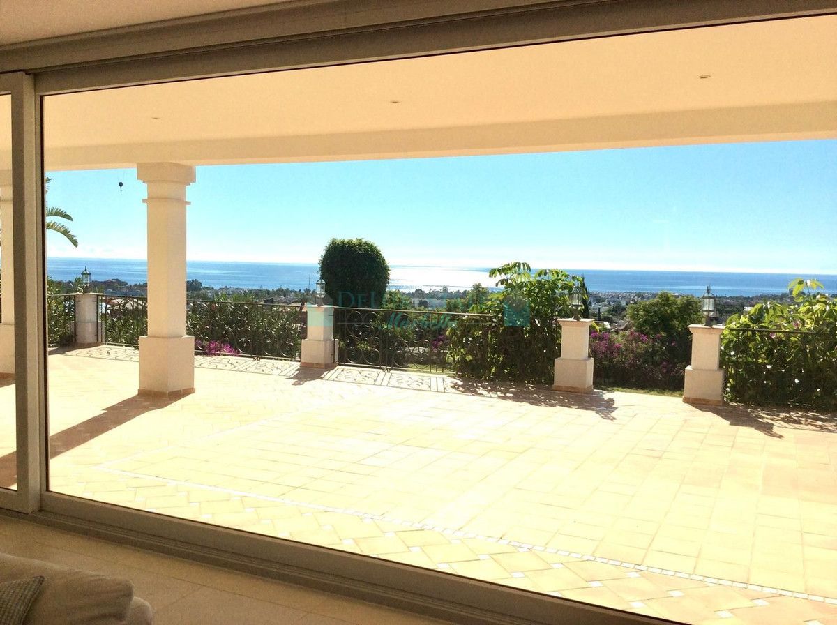 Villa en venta en Los Flamingos, Benahavis