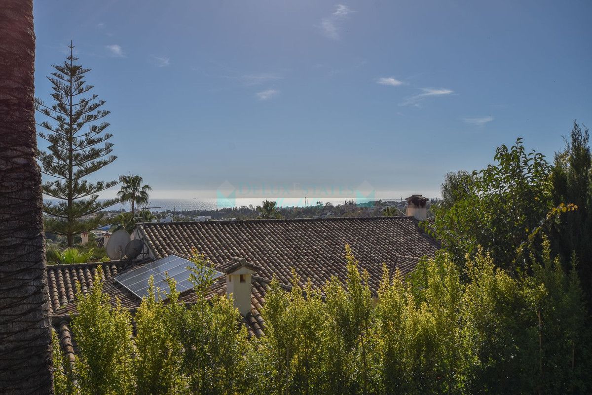 Villa for sale in Marbella Golden Mile