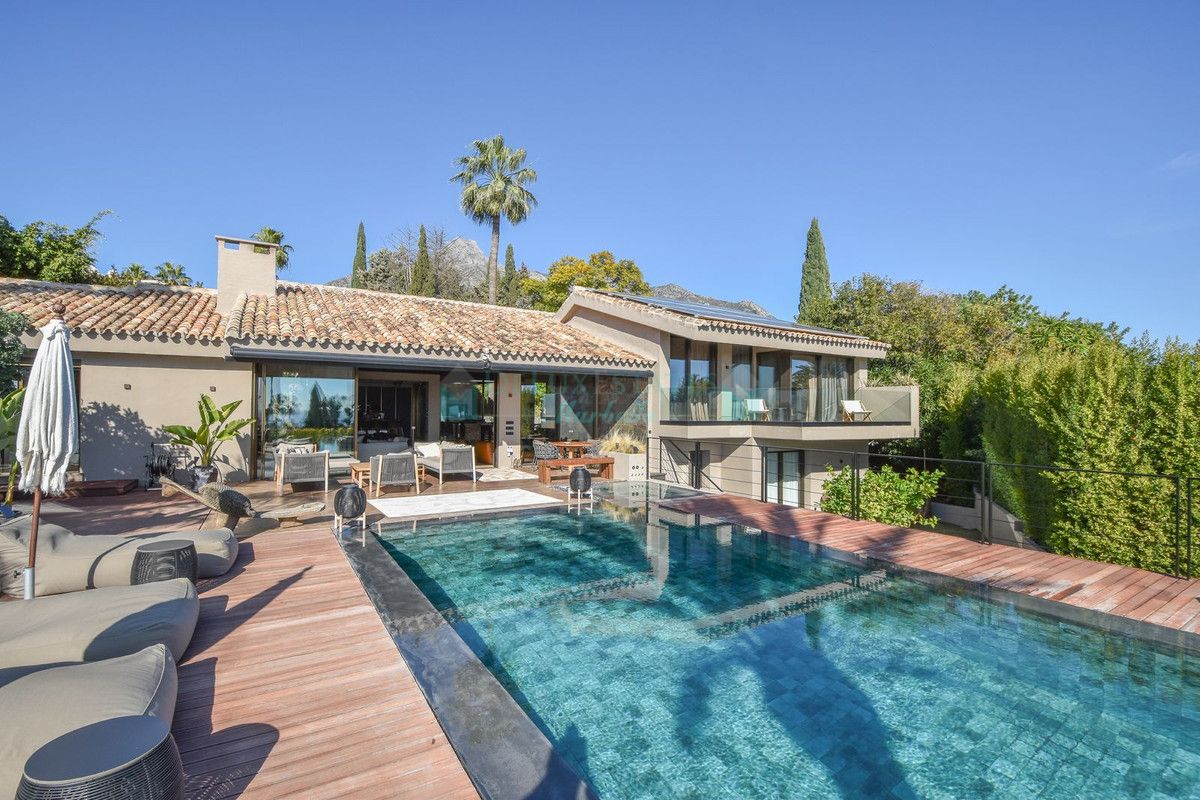 Villa for sale in Marbella Golden Mile