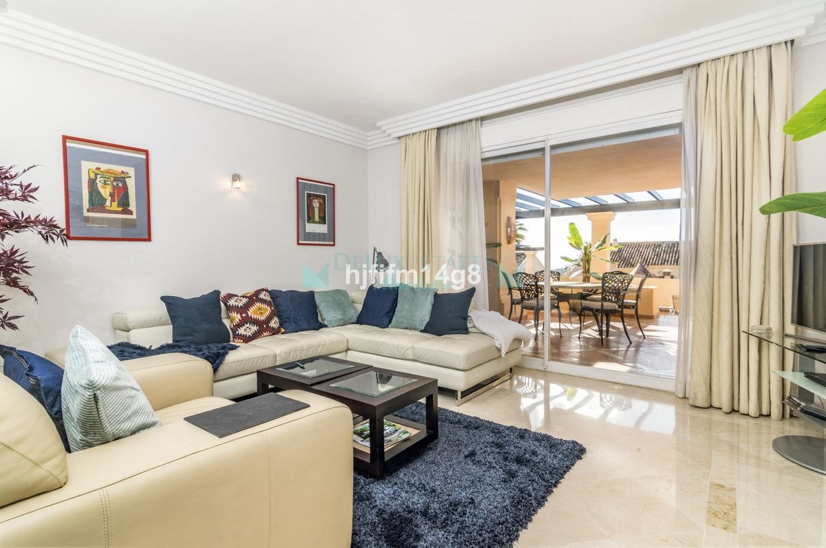 Ground Floor Apartment for sale in Nueva Andalucia