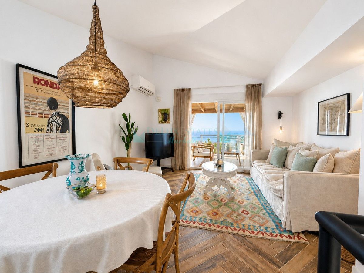 Town House for sale in Estepona