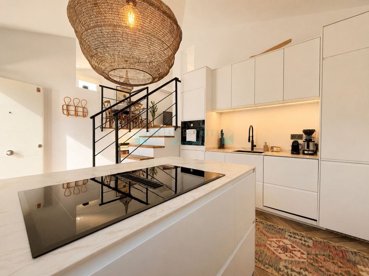 Town House for sale in Estepona