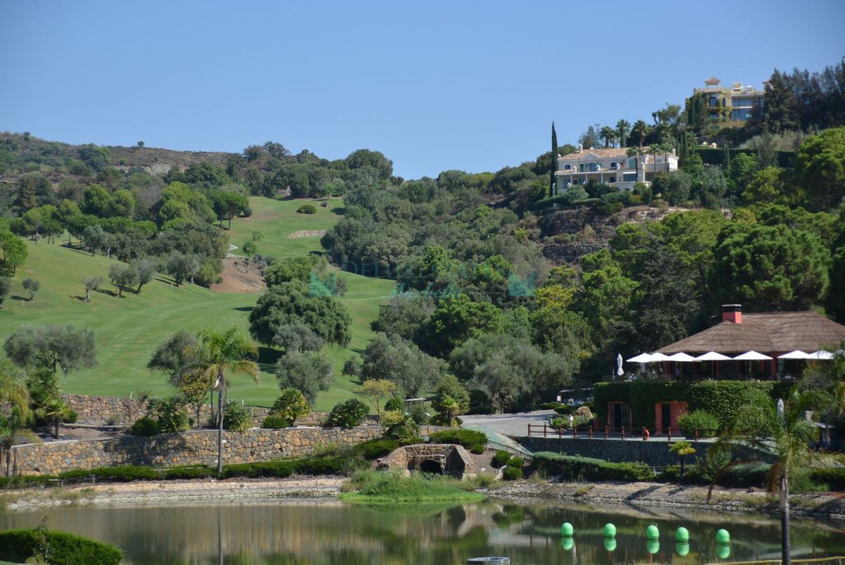 Villa for sale in Benahavis