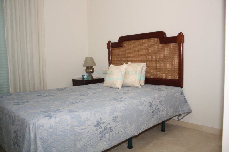 Apartamento en venta en Estepona