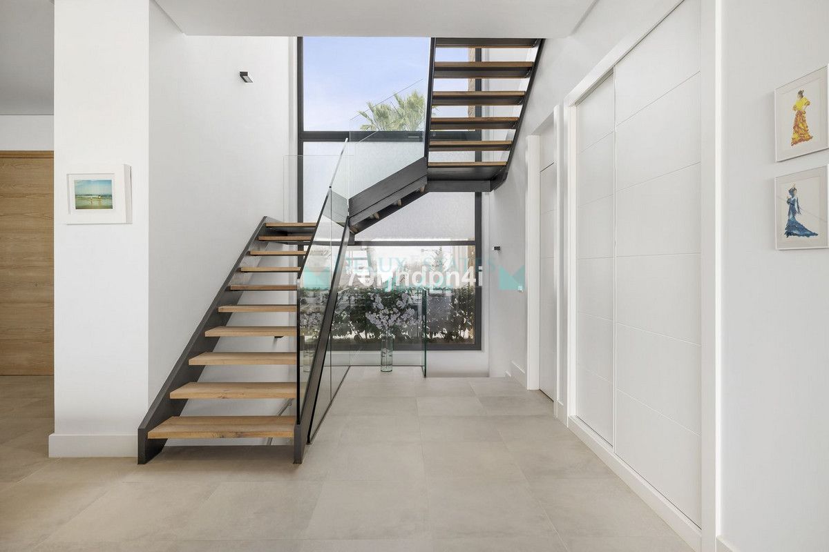 Villa for sale in Marbella