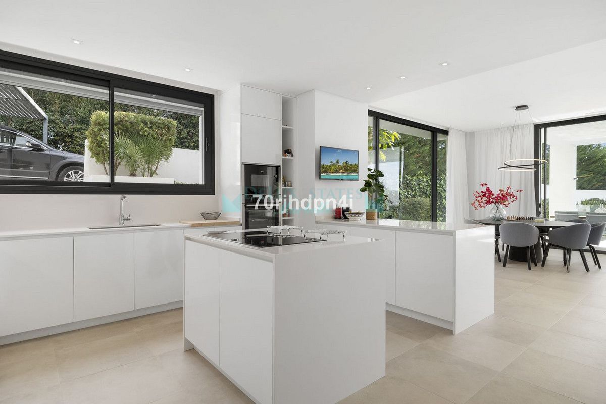 Villa for sale in Marbella