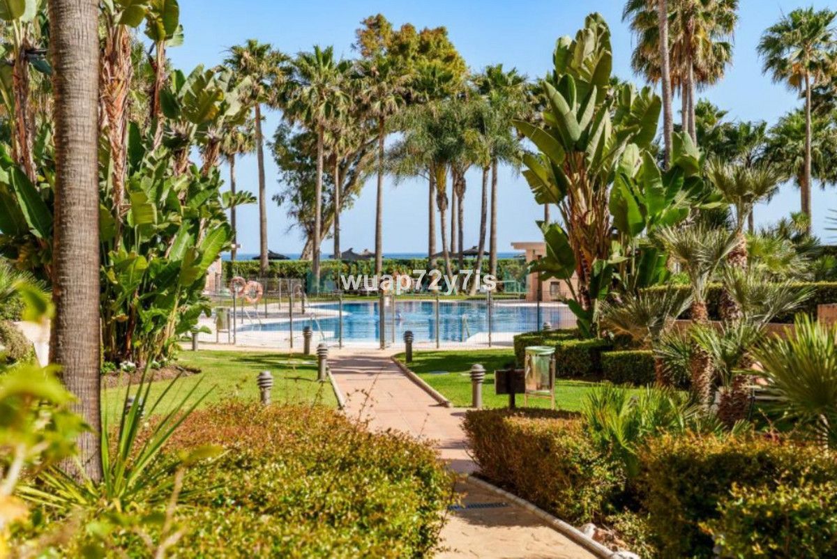 Apartment for rent in Estepona