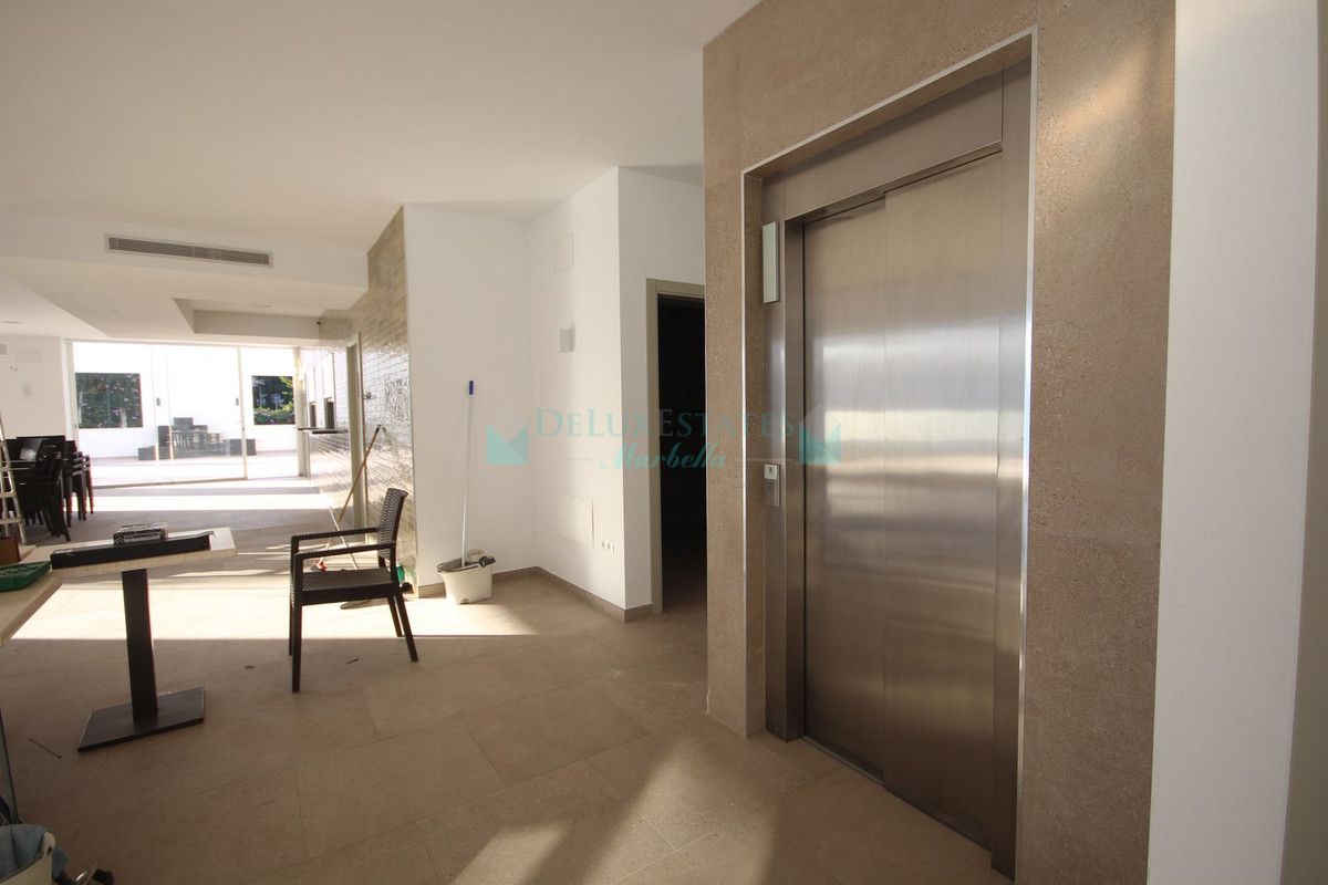 Villa for sale in Elviria, Marbella East