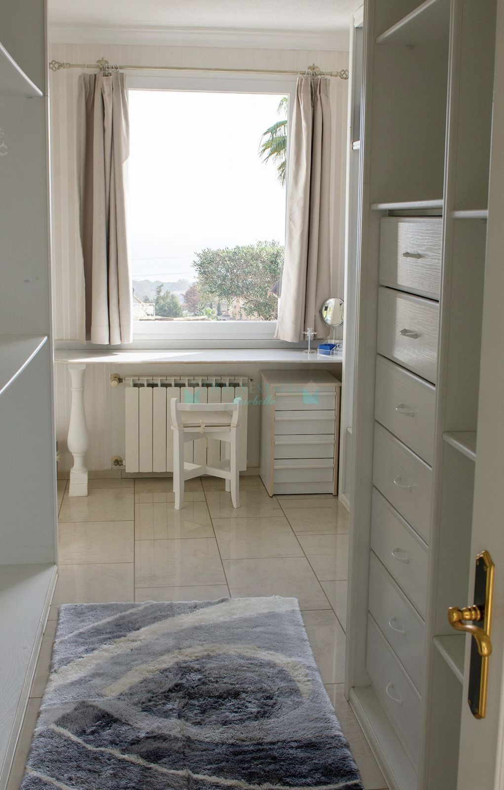 Villa for sale in Hacienda las Chapas, Marbella East