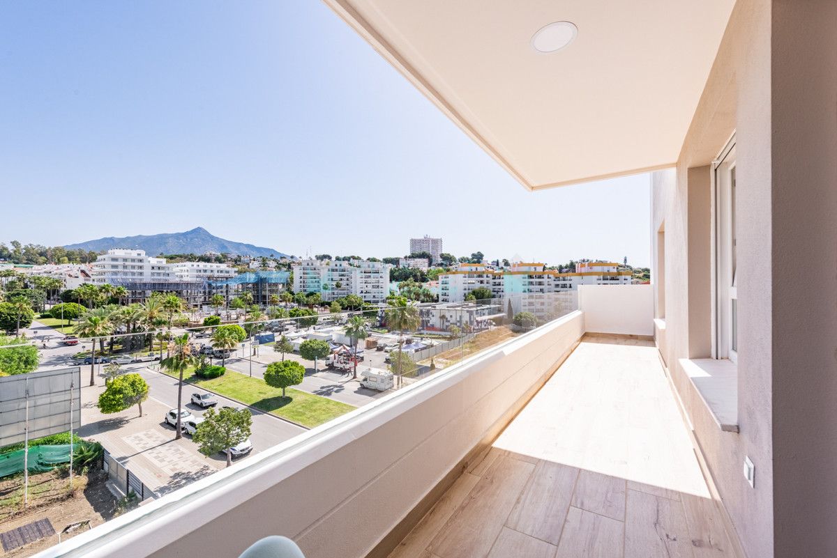 Apartment for sale in Nueva Andalucia